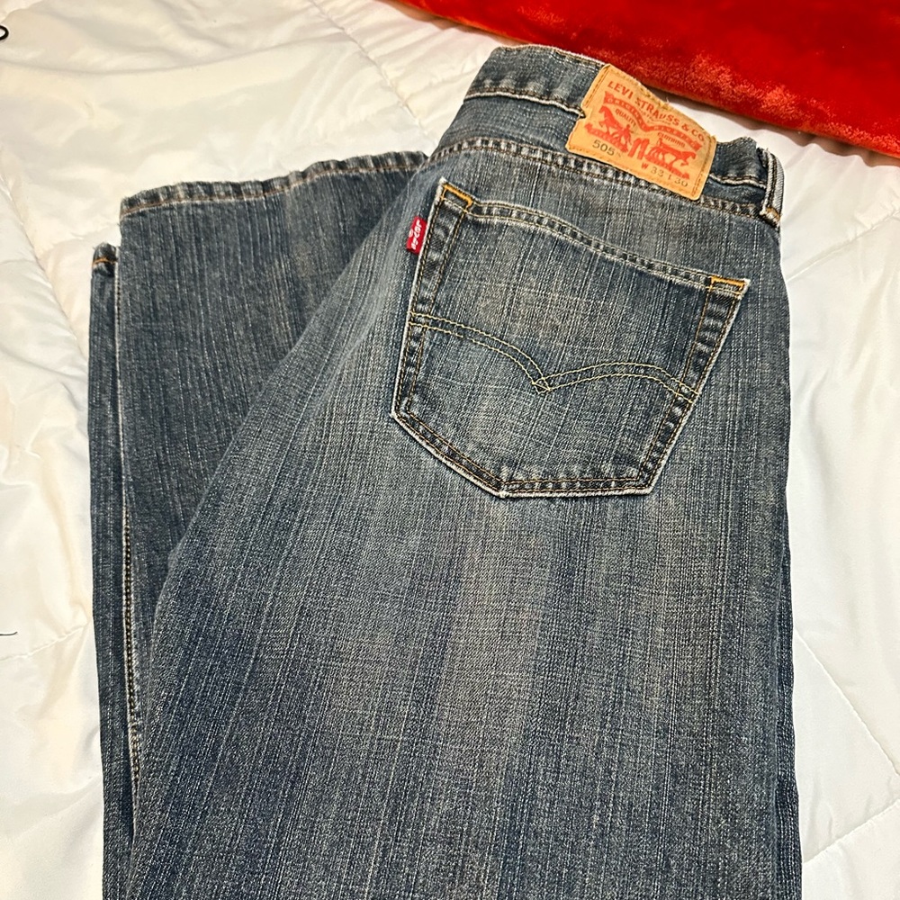 Levi’s Mens 505 Regular Fit Jeans